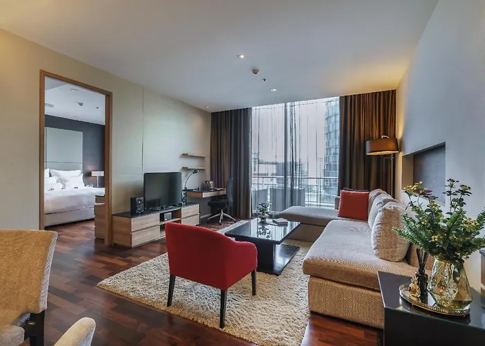 Muu Bangkok, Small Luxury Hotels Of The World