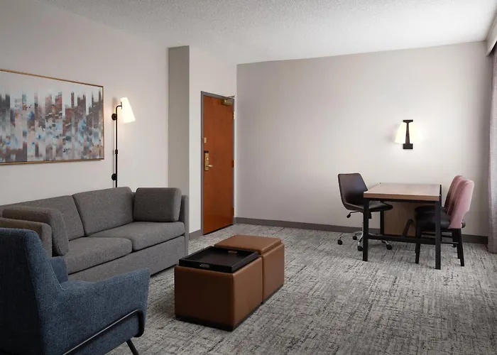Embassy Suites By Hilton Cool Spring