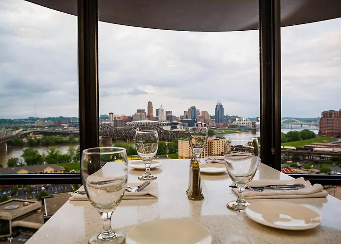 Radisson Hotel Cincinnati Riverfront