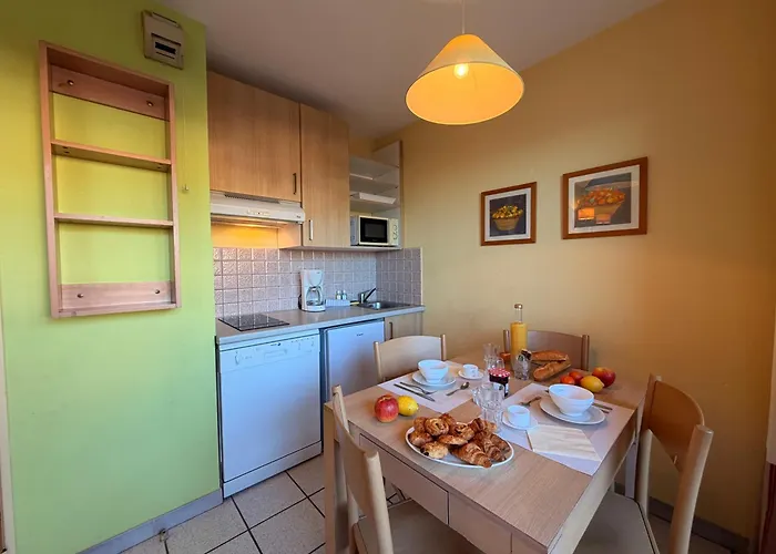 Lagrange Grand Bleu Vacances – Résidence Le Village des Aloès