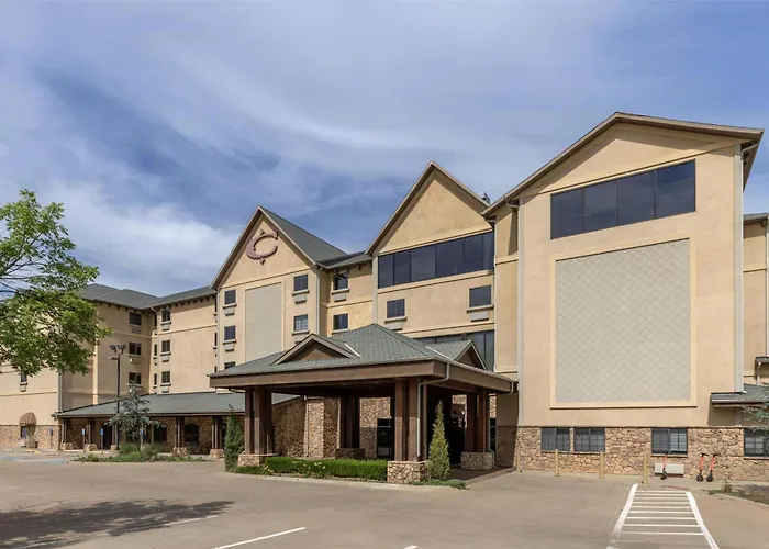 Best Western Plus Cimarron & Suites