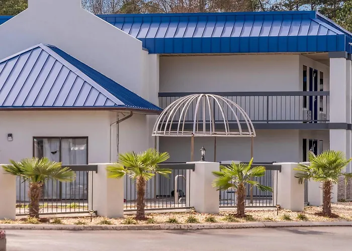 Rodeway Inn Greenwood
