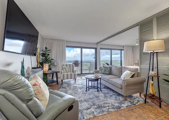 Island House Beachfront Condo Hotel