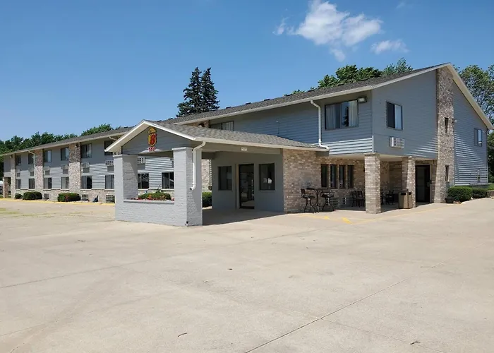 Super 8 By Wyndham