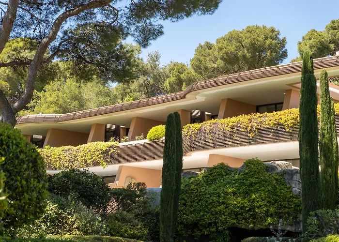 Grand-Hôtel du Cap-Ferrat, A Four Seasons Hotel