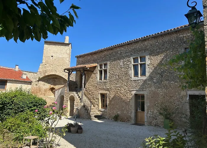 Le Vieux Chateau