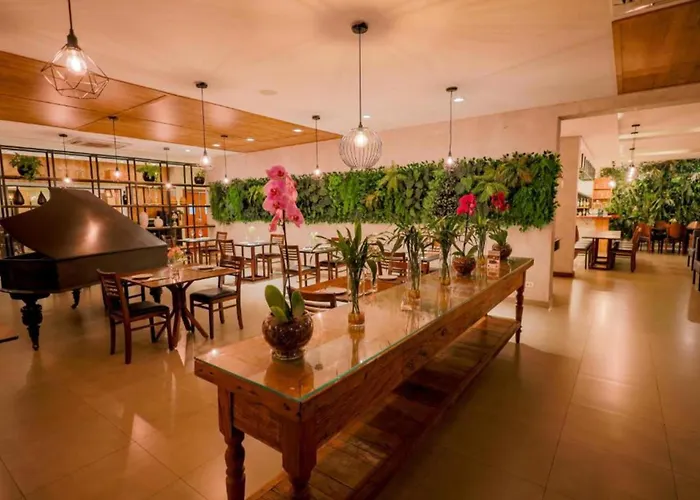 Antonio'S Palace Hotel