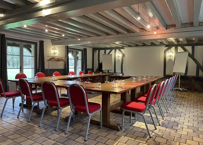 L'Orée des Chênes, The Originals Relais  La Ferté-Saint-Aubin