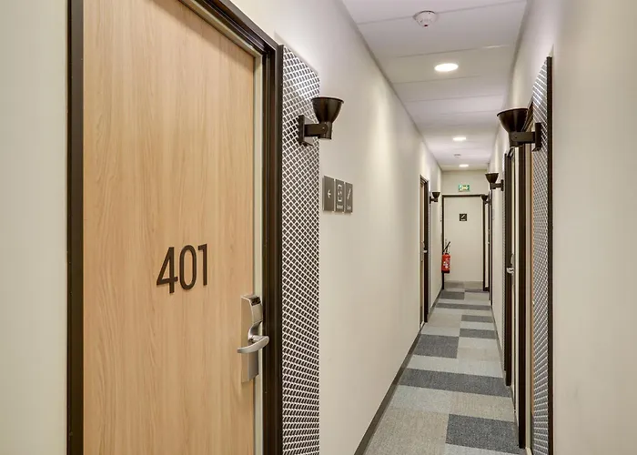 Ibis Levallois Perret