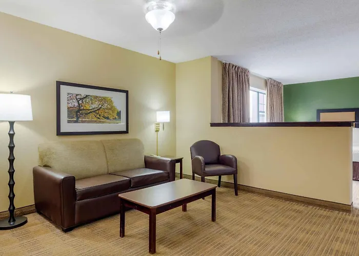 Extended Stay America Select Suites - Jacksonville - Lenoir Avenue East