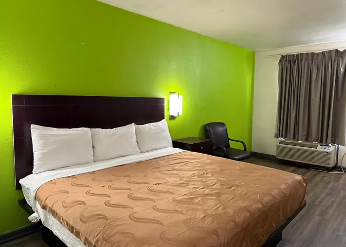 Budgetel Inn And Suites- Fort Gordon