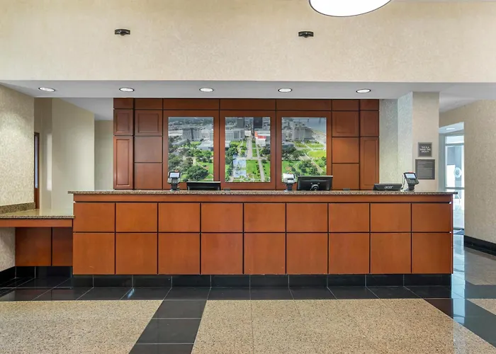 Drury Inn & Suites Baton Rouge