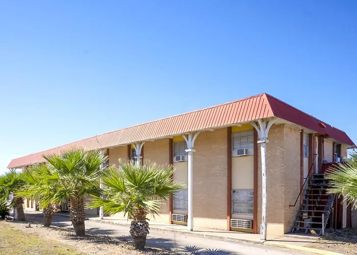 Woodfield Inn & Suites Hotel O, Yoakum Tx 111