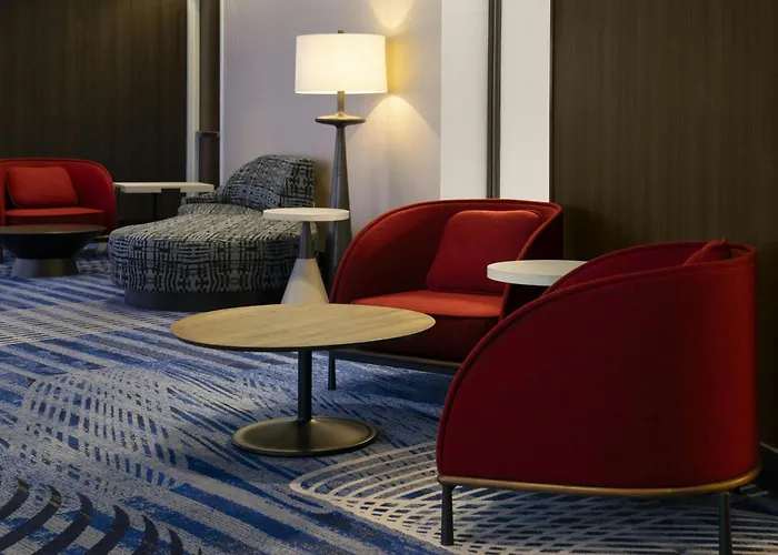 Courtyard By Marriott L.A. Live