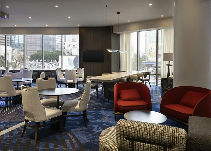 Courtyard By Marriott L.A. Live