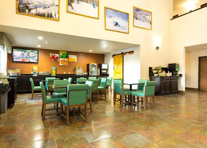Quality Inn & Suites - Wolf Creek