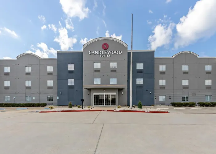 Candlewood Victoria By Ihg