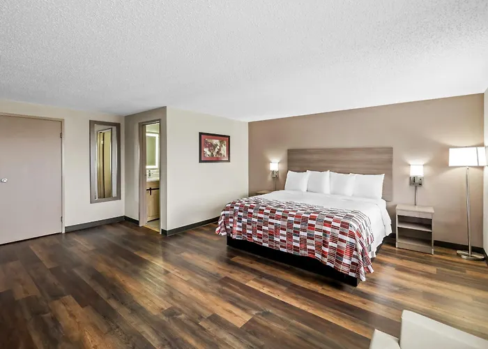 Red Roof Inn Ames