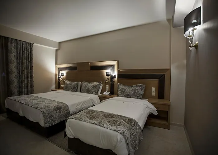 Grand Meteora Hotel