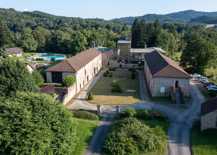 VVF Villages  Le Château sur la Vienne  Nedde