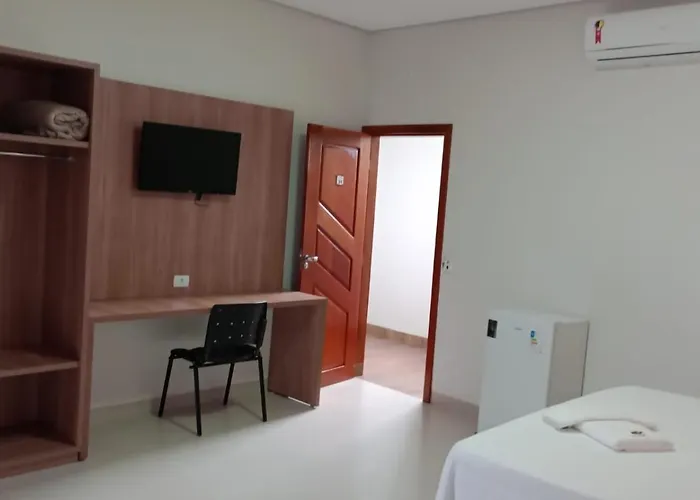 HOTEL PLAZA PONTES e LACERDA
