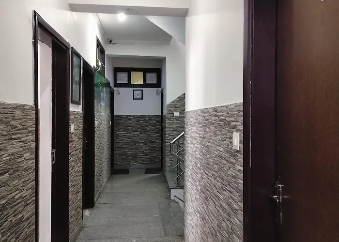 Mcleod Ganj Best Hotel Royal India -Treasure Of Himalayas #Cheapest Hotel #Mountain View# Near Dalai Lama Temple 100M