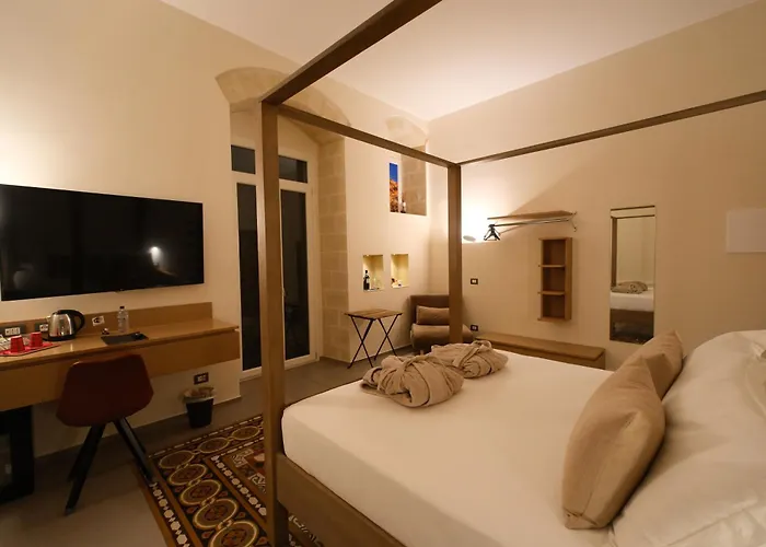 Meteoron Luxury Rooms