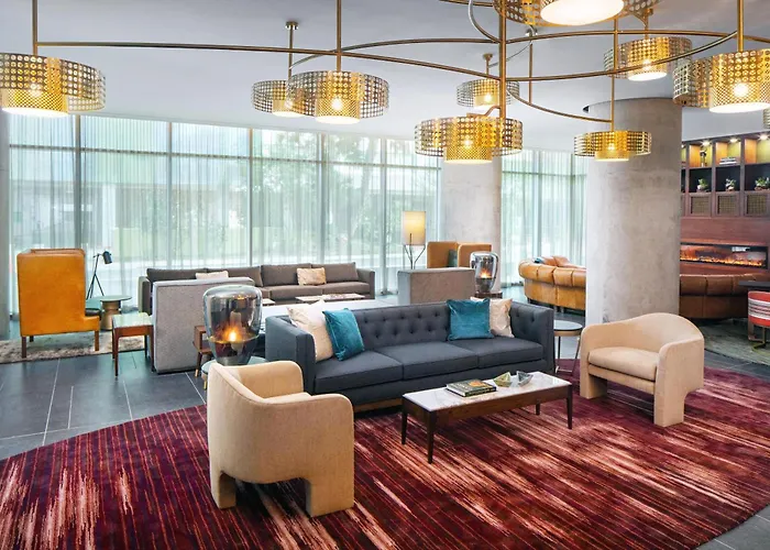 Thompson - Riverwalk, By Hyatt