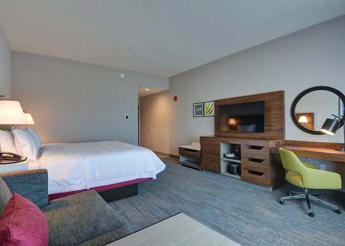 Hampton Inn & Suites Middleburg, Fl
