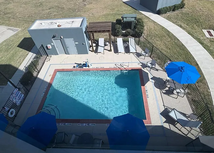 Holiday Inn Express & Suites Dallas - Plano North By Ihg