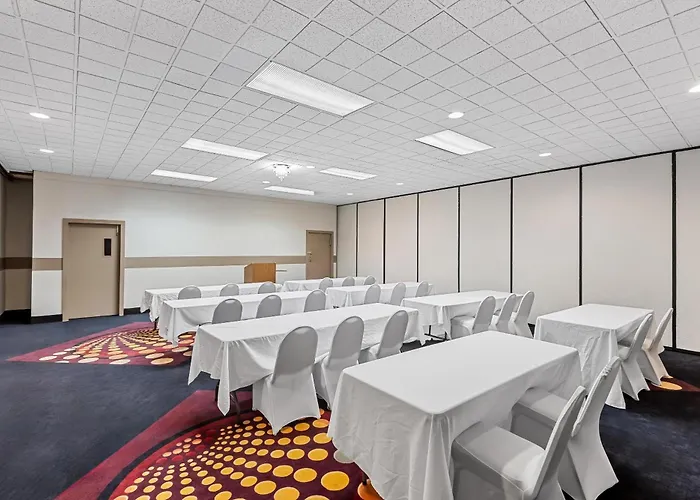 Suburban Studios Fort Dodge