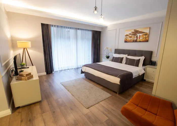 My Way Deluxe Hotel