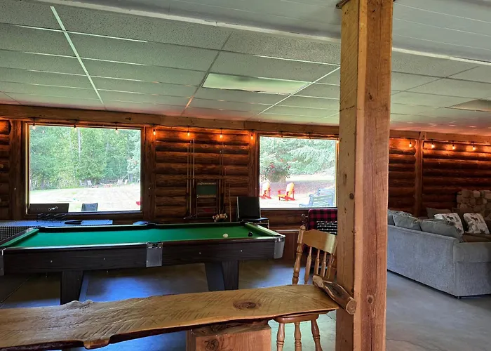 Anglemont Inn