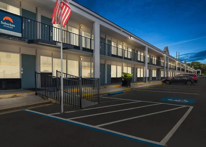 Suburban Studios Orange Park - Jacksonville Near Naval Air Station