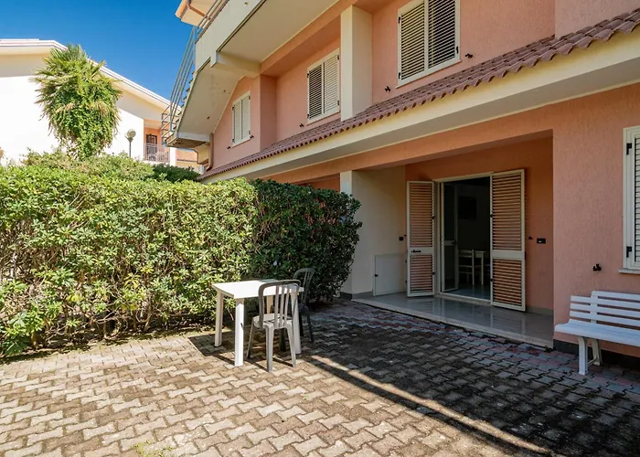 Club Esse Aquilia Beach Village
