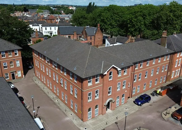 St James Court Aparthotel