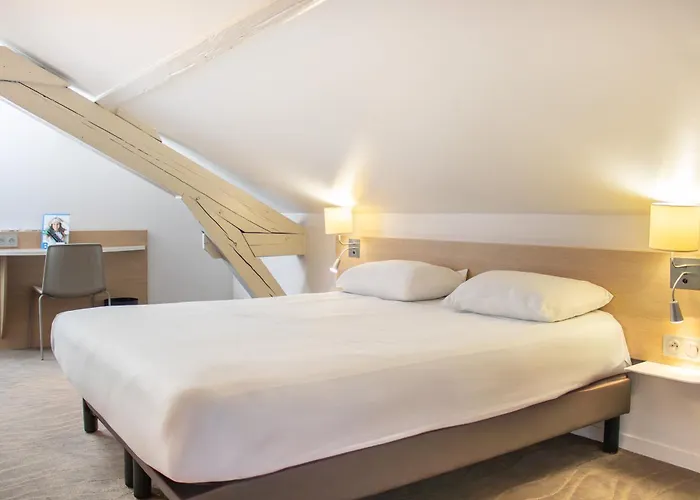 Brit Hotel Macon Centre Gare