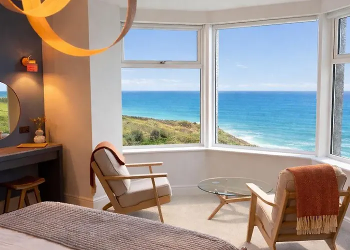 Housel Bay Hotel