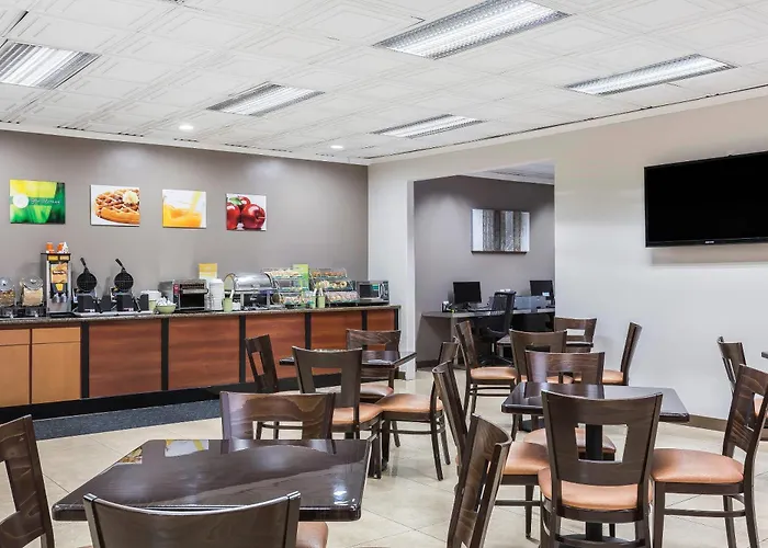 Quality Inn & Suites Los Angeles Airport - Stadium District
