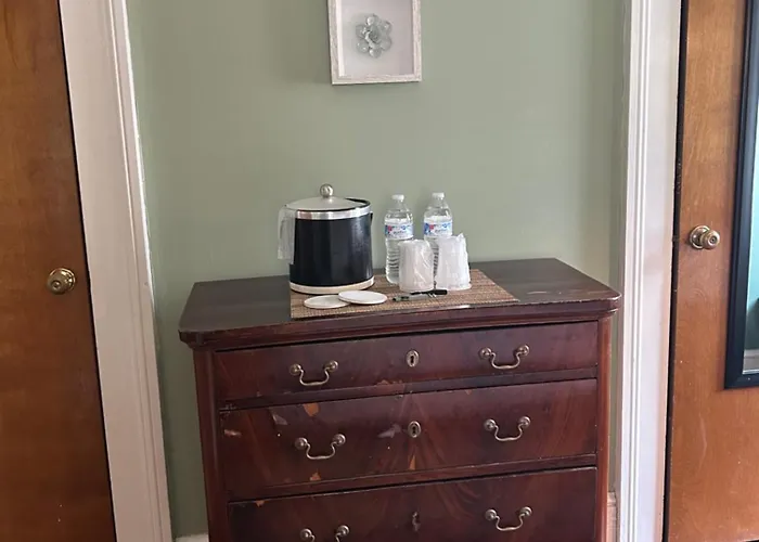 Barksdale House Inn