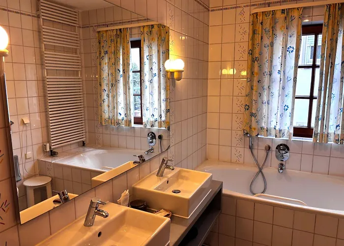 Hotel-Restaurant&Metzgerei Rößle Dettingen an der Erms