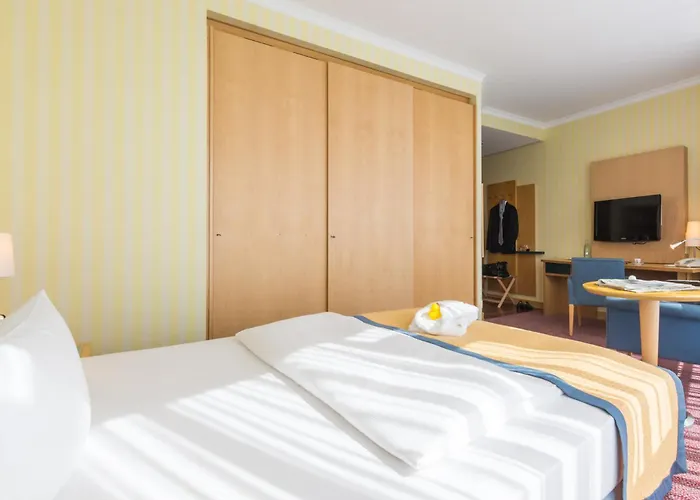Strand-Hotel Huebner