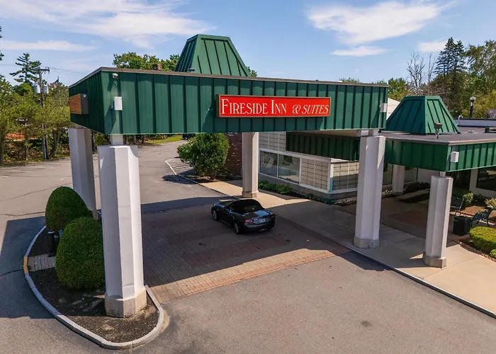 Fireside Inn & Suites (Adults Only)