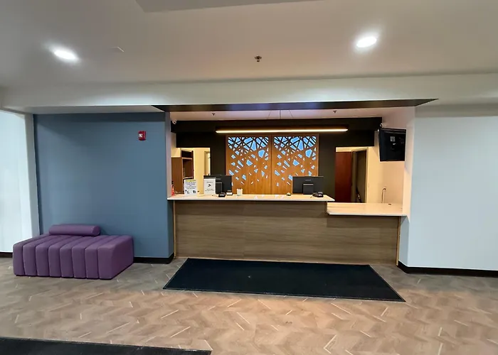 Red Roof Inn & Suites Bloomsburg - Mifflinville