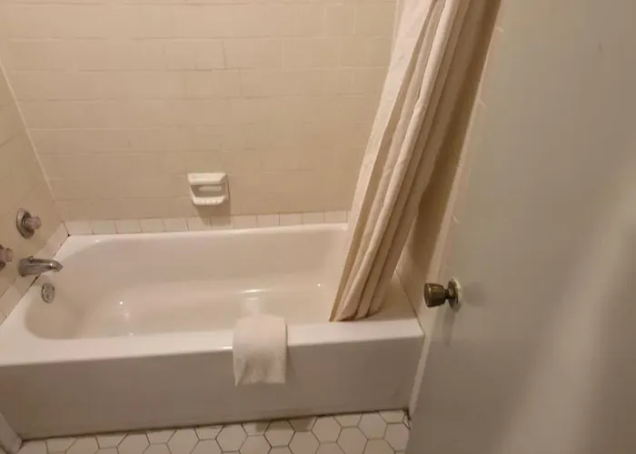 Budget Inn