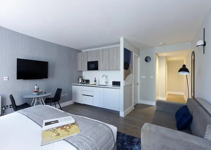 Oxford Street Fitzrovia Apartments By D'Montrio