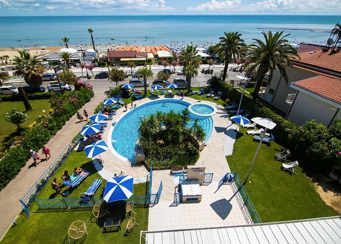 Jerry - Beachfront & Private Pool