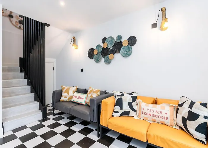 Kirkstone Pass Mountain Rooms - Ambleside With Parking