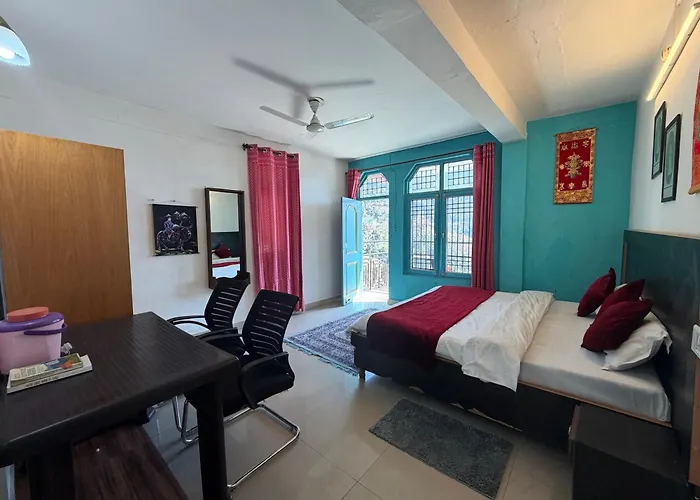 Freedom Palace Hotel