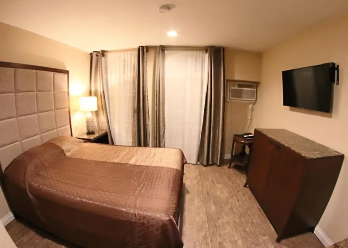 Santa Cruz Inn